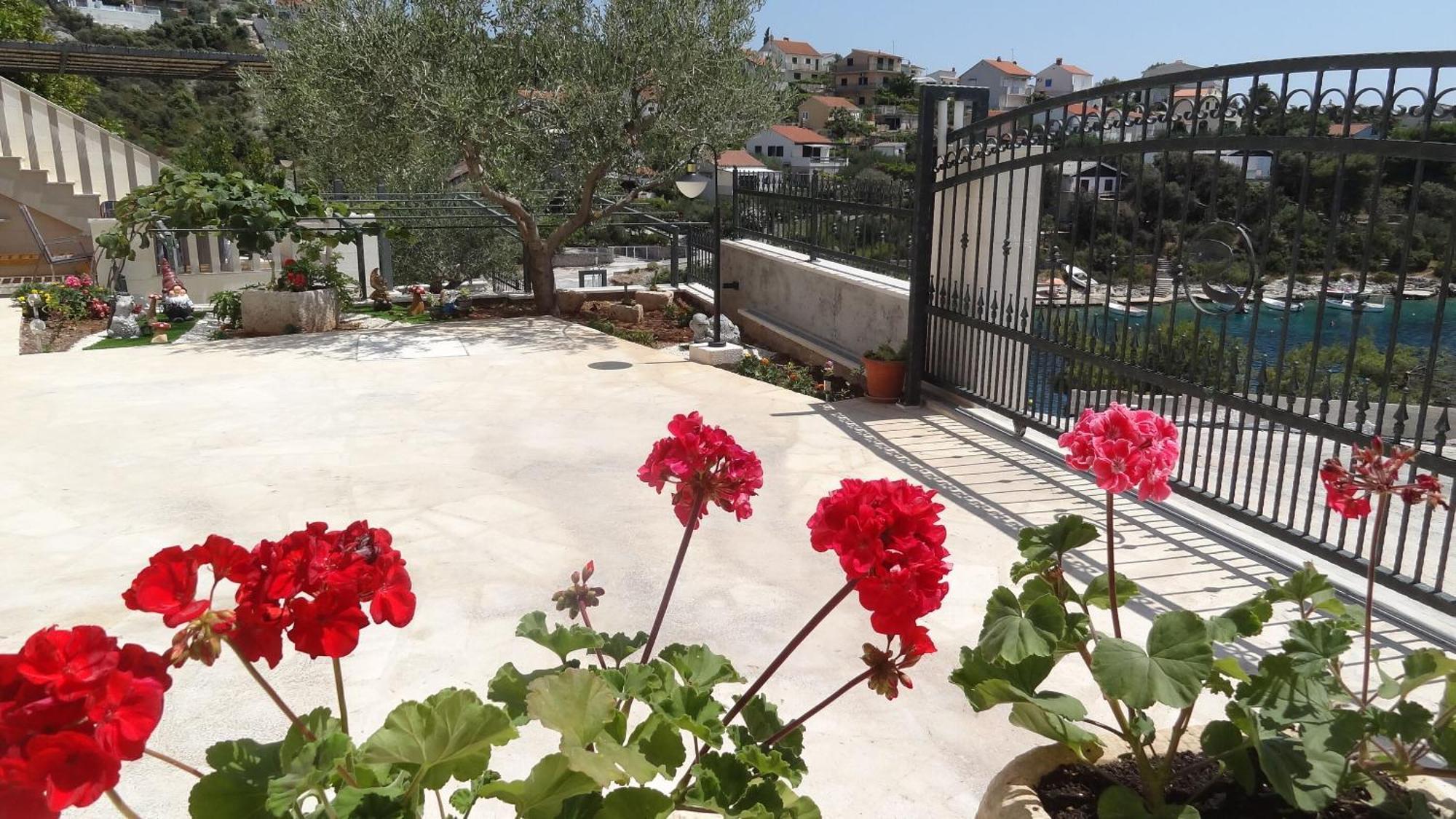 Apartments Branka - 30 M From Beach Sevid Luaran gambar